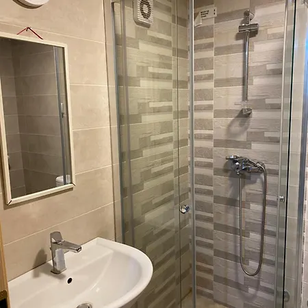Luka'S Apartments Skopje Zewnętrze zdjęcie