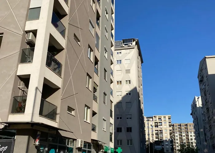Luka\'S Apartments